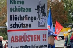 241003_Friedensdemo-Berlin-Fluechtlinge-schuetzen_saheb